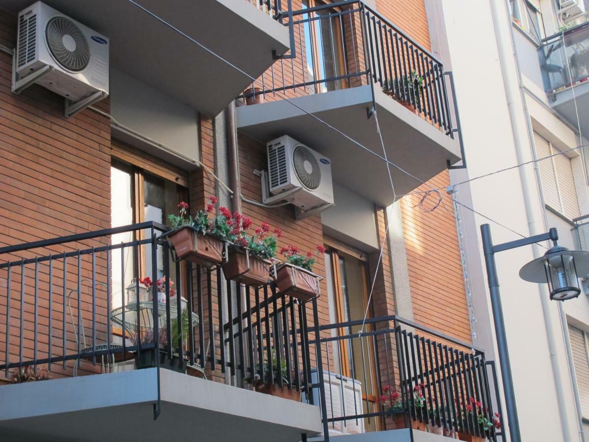 Civico 96 Apartment เปสการา ภายนอก รูปภาพ